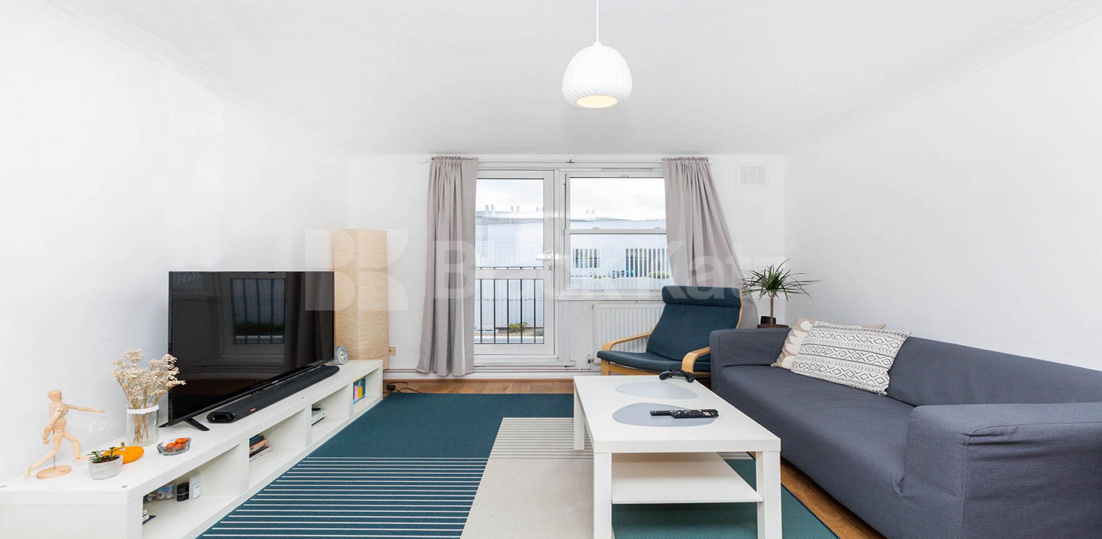 Amazing recently refurbished spacious one bed minutes to euston & regents park Purchese Street, Euston